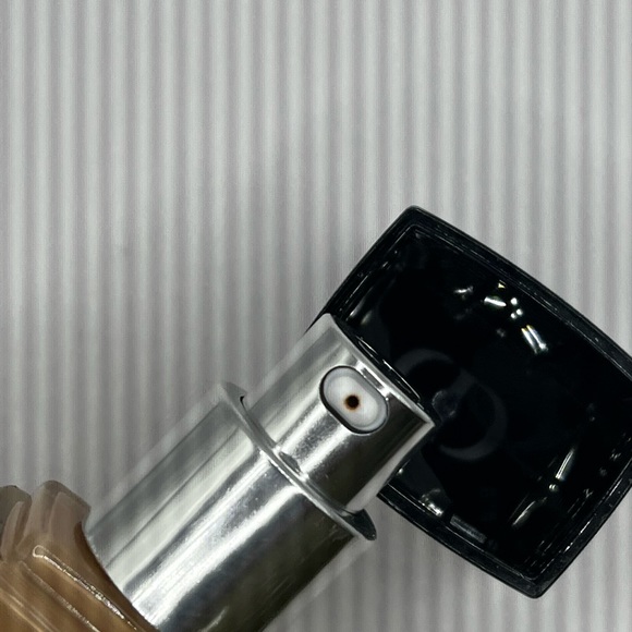 Dior Forever Skin Glow Foundation
Shade 2N
Never used - Picture 3 of 5